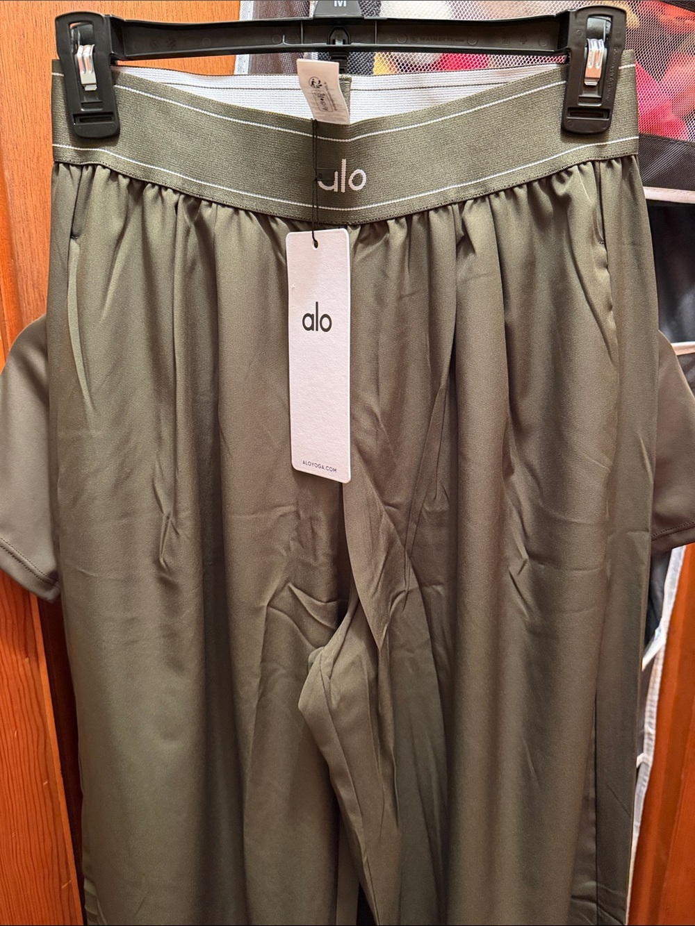 ALO Yoga Olive Wide-Leg Lounge Pants and Compression top